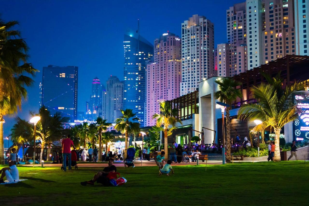 Homestar, Jumeirah Beach Hostel - Jbr - Pool, Beach, Metro Dubai Buitenkant foto
